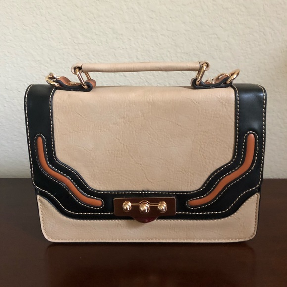 NEW Melie Bianco Leather Crossbody - Picture 2 of 8